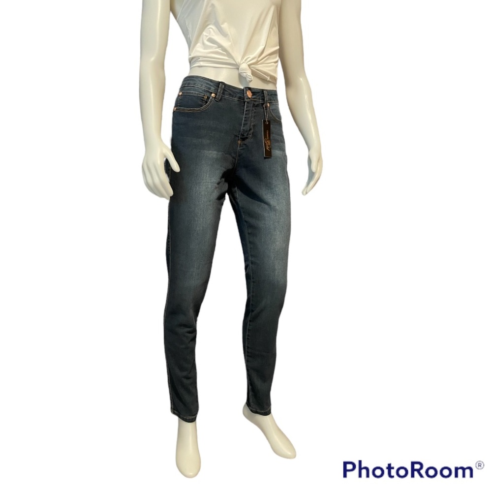 NWT Celebrity Gold Jeans Size 8